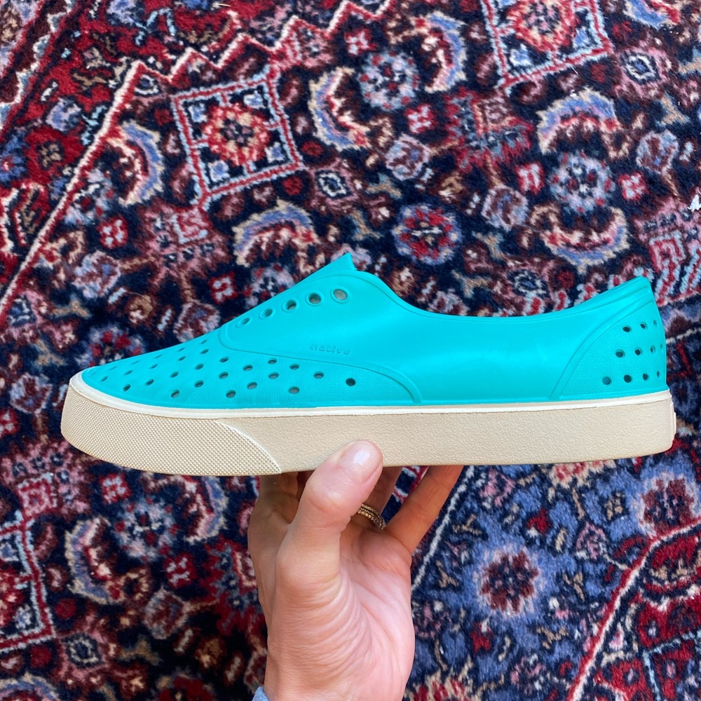 Native Shoes mint green Jefferson, NWT women size 9 men’s size 7